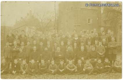 ansichtkaart: --, ? Kasteel. Klooster