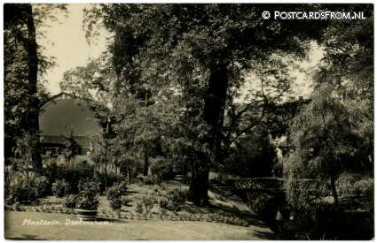 ansichtkaart: Doetinchem, Plantsoen