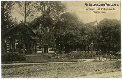 ansichtkaart: Paterswolde, Familie Hotel