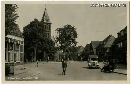 ansichtkaart: Hilversum, Laarderweg