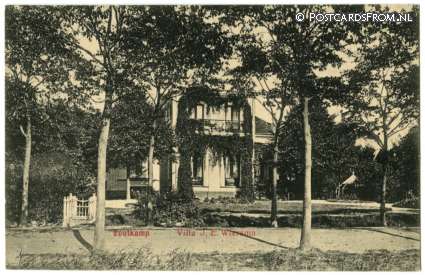 ansichtkaart: Zoutkamp, Villa J.E. Wiersma