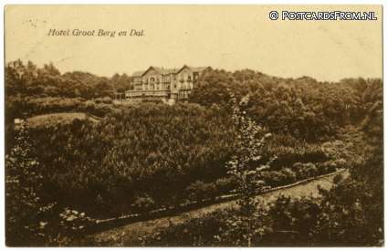 ansichtkaart: Berg en Dal, Hotel Groot Berg en Dal