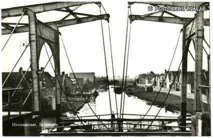 ansichtkaart: Strijensas, Havenstraat