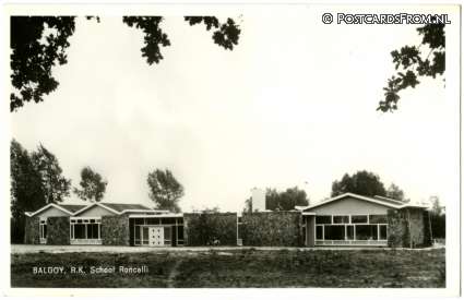 ansichtkaart: Balgoij, R.K. School Roncalli