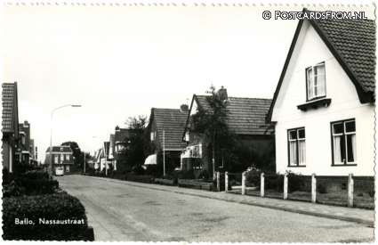 ansichtkaart: Baflo, Nassaustraat