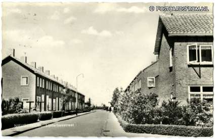 ansichtkaart: Nieuwerkerk, Lijsterbesstraat