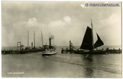 ansichtkaart: Volendam, Haven