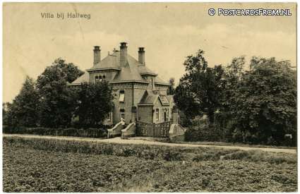 ansichtkaart: Halfweg NH, Villa bij Halfweg