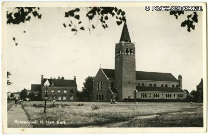 ansichtkaart: Roosendaal, H. Hart Kerk