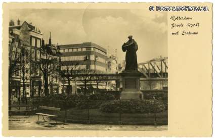 ansichtkaart: Rotterdam, Groote Markt met Erasmus