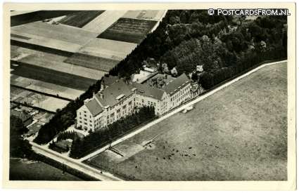 ansichtkaart: Zevenaar, Juvenaat St. Stanislaus. Luchtopname