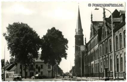 Reuver, Pensionaat H. Hart. met R.K. Kerk ansichtkaart: Reuver, Pensionaat H. Hart. met R.K. Kerk
