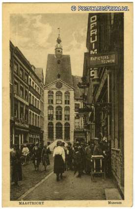 Maastricht, Museum. Fa. Pieters-Teuwen ansichtkaart: Maastricht, Museum. Fa. Pieters-Teuwen