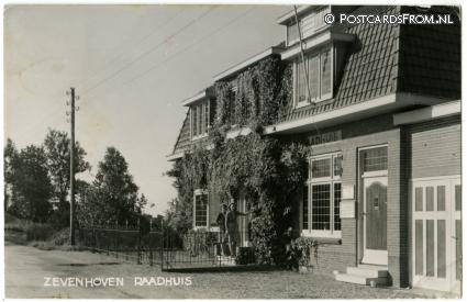 ansichtkaart: Zevenhoven, Raadhuis