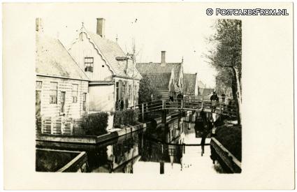 Zaandijk, ? Ten Zuiden v.d. ... ansichtkaart: Zaandijk, ? Ten Zuiden v.d. ...