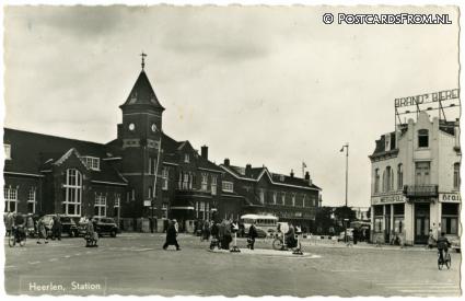 ansichtkaart: Heerlen, Station