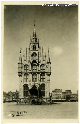 ansichtkaart: Gouda, Stadhuis