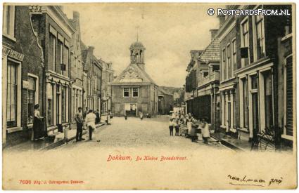 Dokkum, De Kleine Breedstraat ansichtkaart: Dokkum, De Kleine Breedstraat