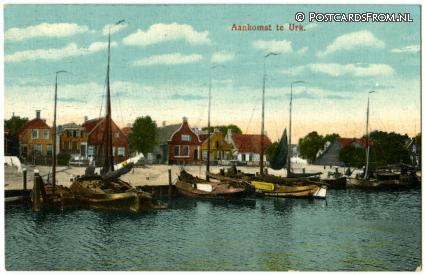 ansichtkaart: Urk, Aankomst te Urk
