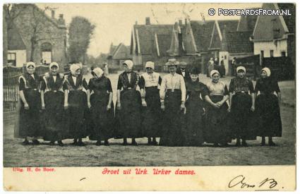 Urk, Groet uit Urk. Urker Dames ansichtkaart: Urk, Groet uit Urk. Urker Dames