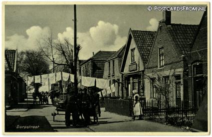 ansichtkaart: Urk, Dorpstraat
