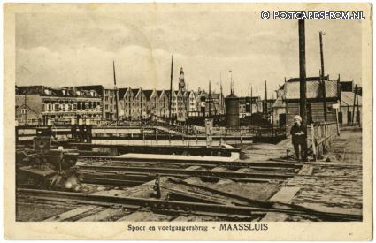 Maassluis, Spoor en voetgangersbrug ansichtkaart: Maassluis, Spoor en voetgangersbrug