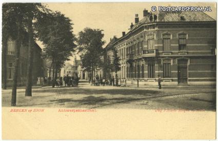 ansichtkaart: Bergen op Zoom, Antwerpschestraat