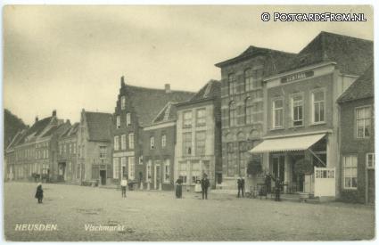 ansichtkaart: Heusden, Vischmarkt