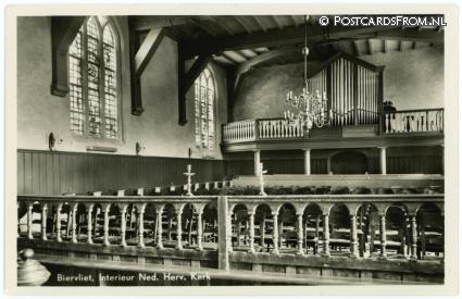 ansichtkaart: Biervliet, Interieur Ned. Herv. Kerk