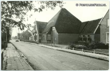 Westwoud, Dr. Nuyensstraat ansichtkaart: Westwoud, Dr. Nuyensstraat