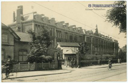 ansichtkaart: Utrecht, Kazerne Veldartillerie