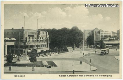 ansichtkaart: Nijmegen, Keizer Karelplein met Germania en Vereeniging