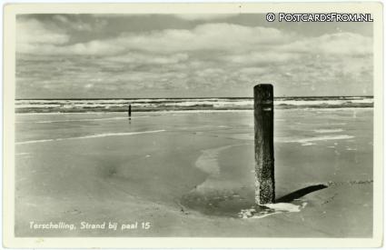 ansichtkaart: Terschelling, Strand bij paal 15