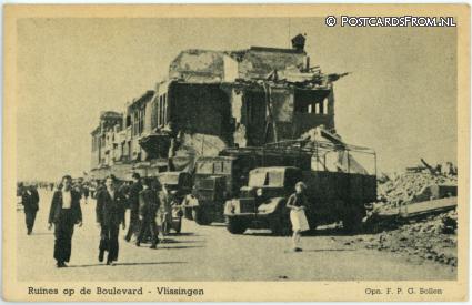 ansichtkaart: Vlissingen, Ruines op de Boulevard