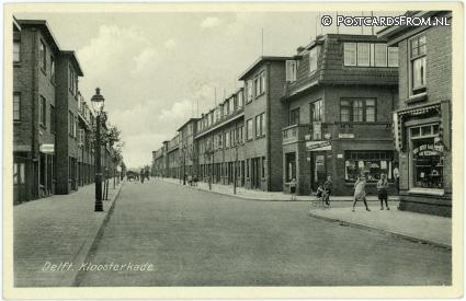 ansichtkaart: Delft, Kloosterkade hoek Prof. Krausstraat