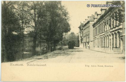 ansichtkaart: Haarlem, Kinderhuisvest