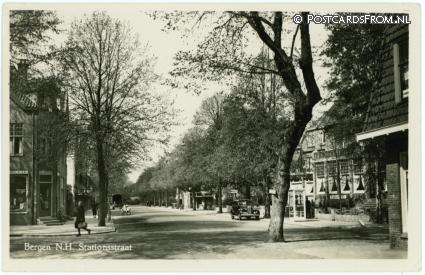 Bergen NH, Stationsstraat ansichtkaart: Bergen NH, Stationsstraat