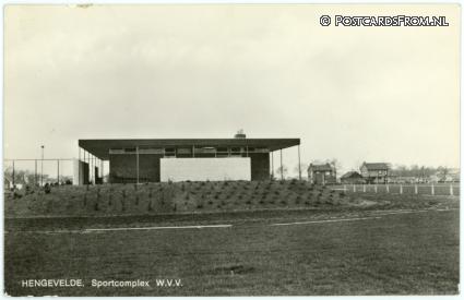 ansichtkaart: Hengevelde, Sportcomplex W.V.V.