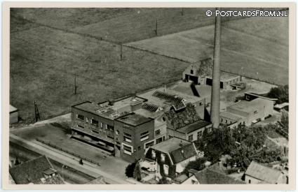 ansichtkaart: Wesepe, Veren. Coop. Zuivelfabrieken 'IJsseldal'