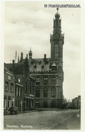 ansichtkaart: Heusden, Stadhuis