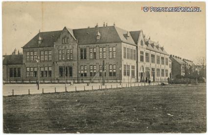 ansichtkaart: Haarlem, H.B. School