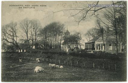 ansichtkaart: Groningen Hoogkerk, Dorkwerd. Ned.Herv. Kerk en Pastorie