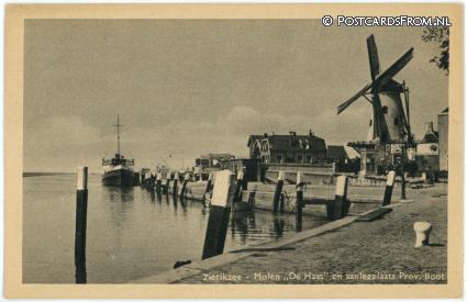ansichtkaart: Zierikzee, Molen 'De Haas' en aanlegplaats Prov. Boot