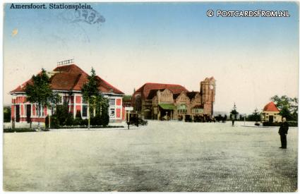 ansichtkaart: Amersfoort, Stationsplein