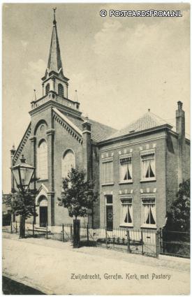ansichtkaart: Zwijndrecht, Gerefm. Kerk met Pastory