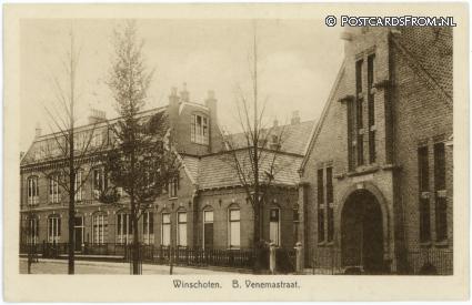 ansichtkaart: Winschoten, B. Venemastraat. Vakschool voor meisjes
