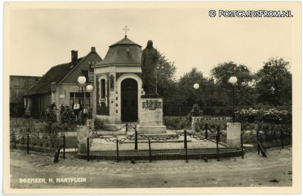 ansichtkaart: Boxmeer, H. Hartplein