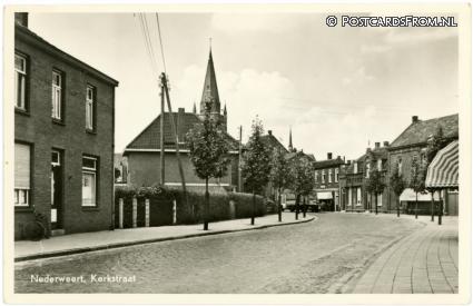 ansichtkaart: Nederweert, Kerkstraat
