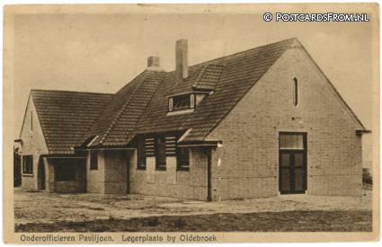 ansichtkaart: Oldebroek Legerplaats, Onderofficieren Paviljoen