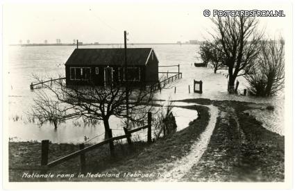 ansichtkaart: Barendrecht, Watersnood 1 Feb. 1953. Ondergelopen Zuidpolder